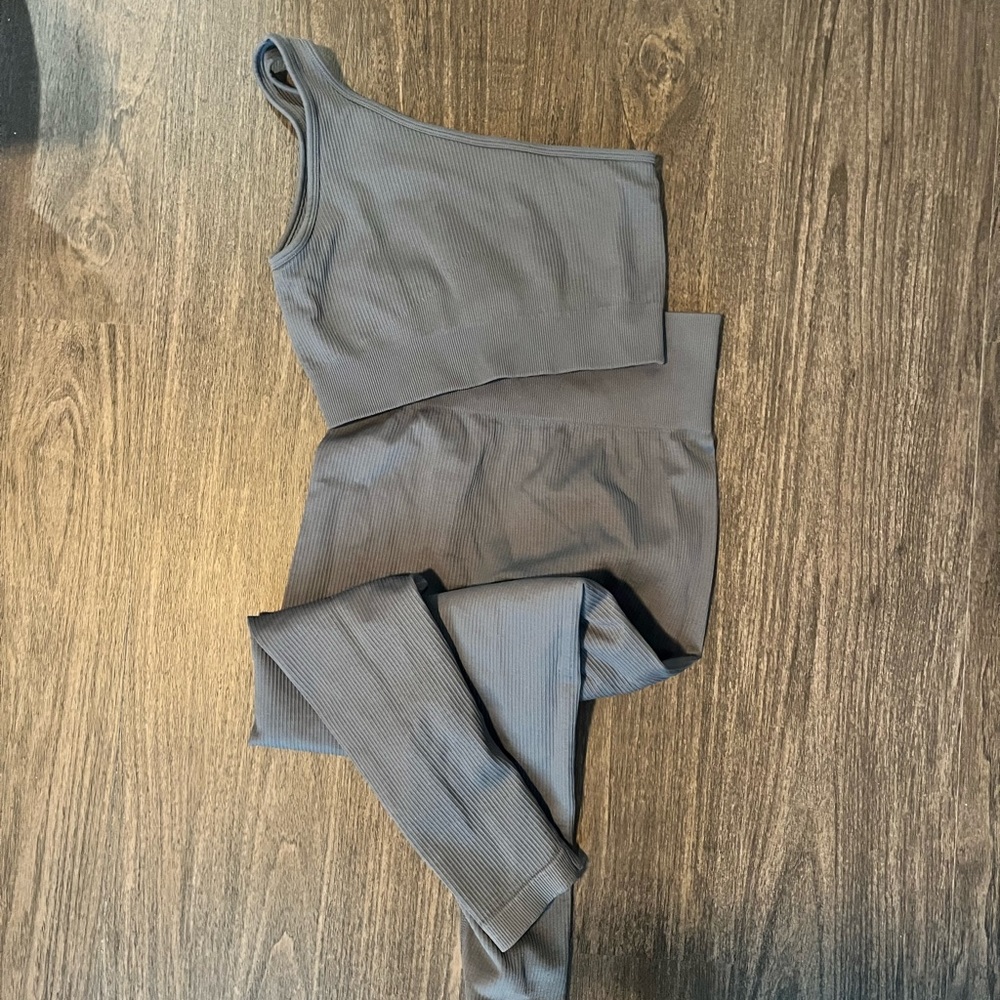 Amazon ribbed workout set